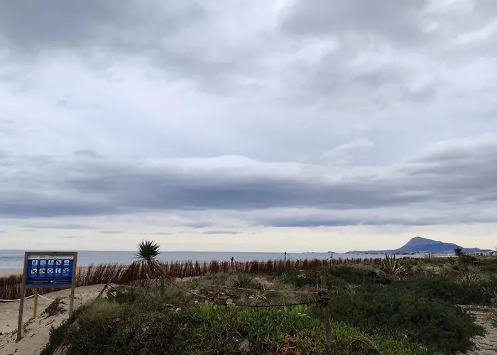 A 200m Playa Santa Anna *